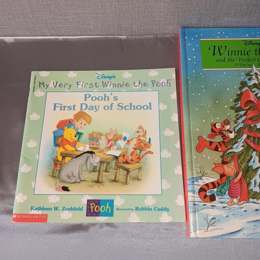 Winnie the Pooh 3 Book Set Disney Pop Up First Day School Christmas Good‎ Gold